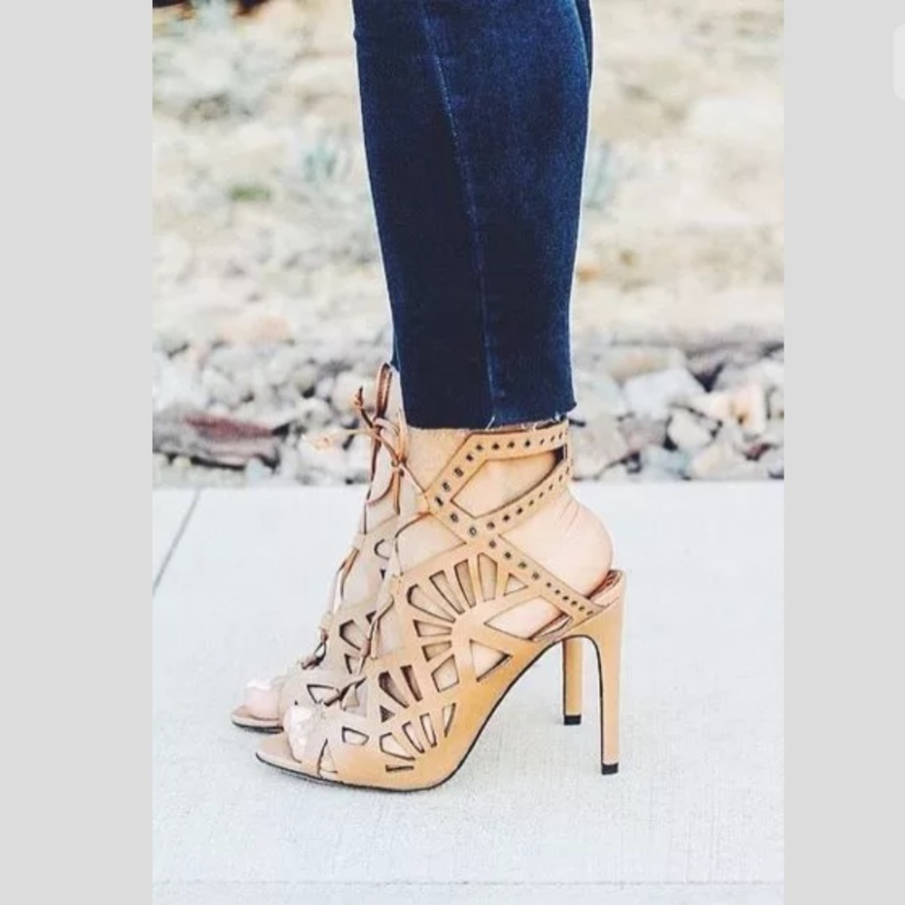 NEW Dolce Vita Helena Caged Heel